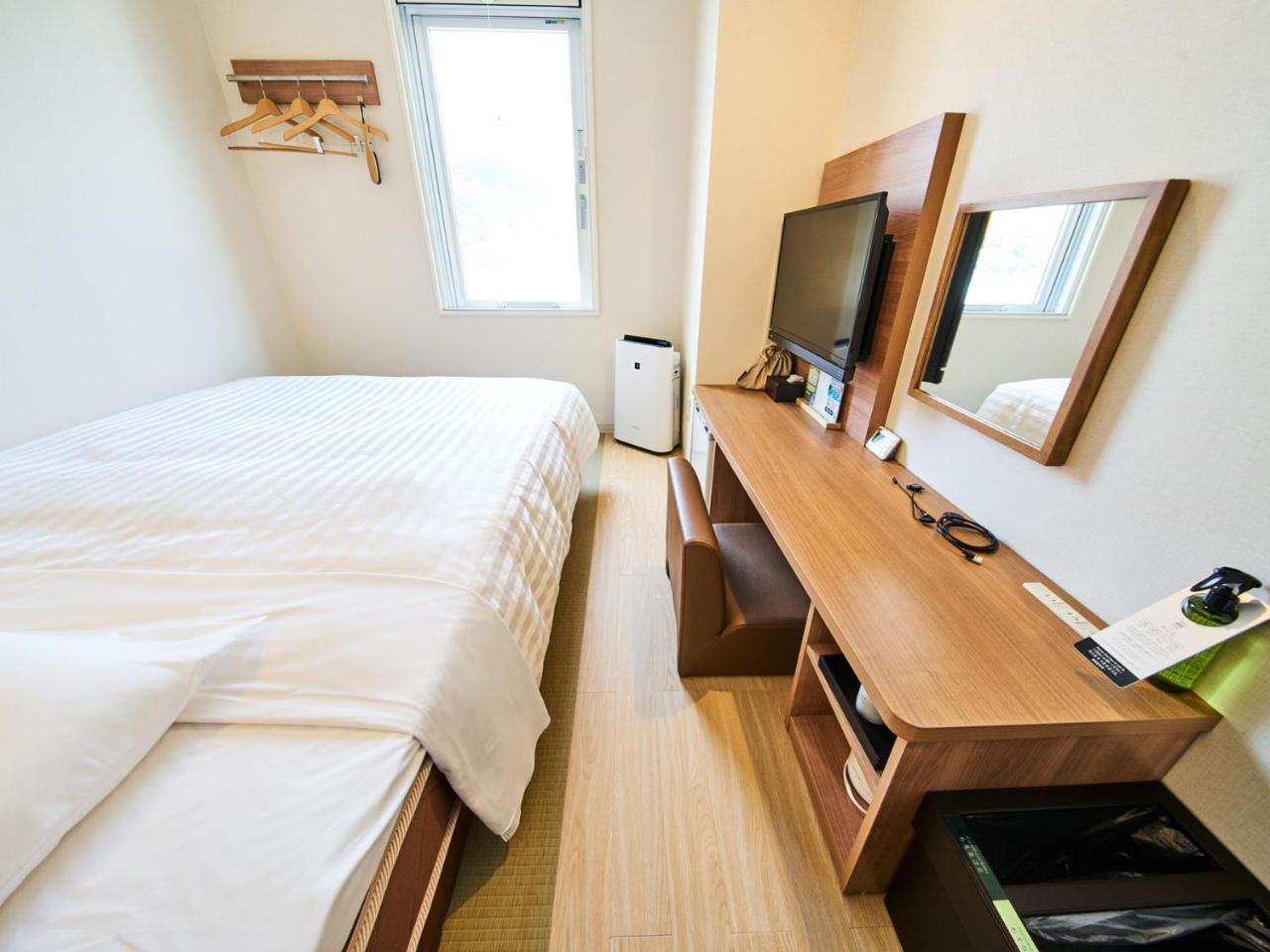 Super Hotel Mihara Ekimae Exteriör bild
